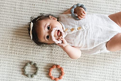 טבעת בקיעת שיניים לתינוק / צעצוע נשכן חושי מינימליסטי / צמיד בקיעת שיניים סיליקון בטוח