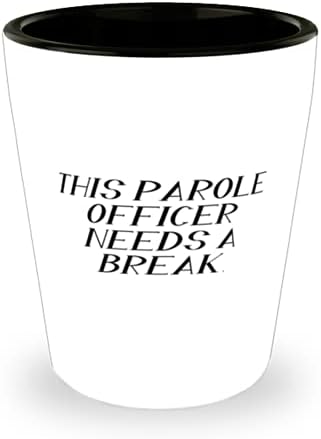 קצין המבחן עבור עמיתים לעבודה, קצין המבחן הזה צריך הפסקה, בדיחה קצין המבחן ירה זכוכית, כוס קרמיקה מחברים